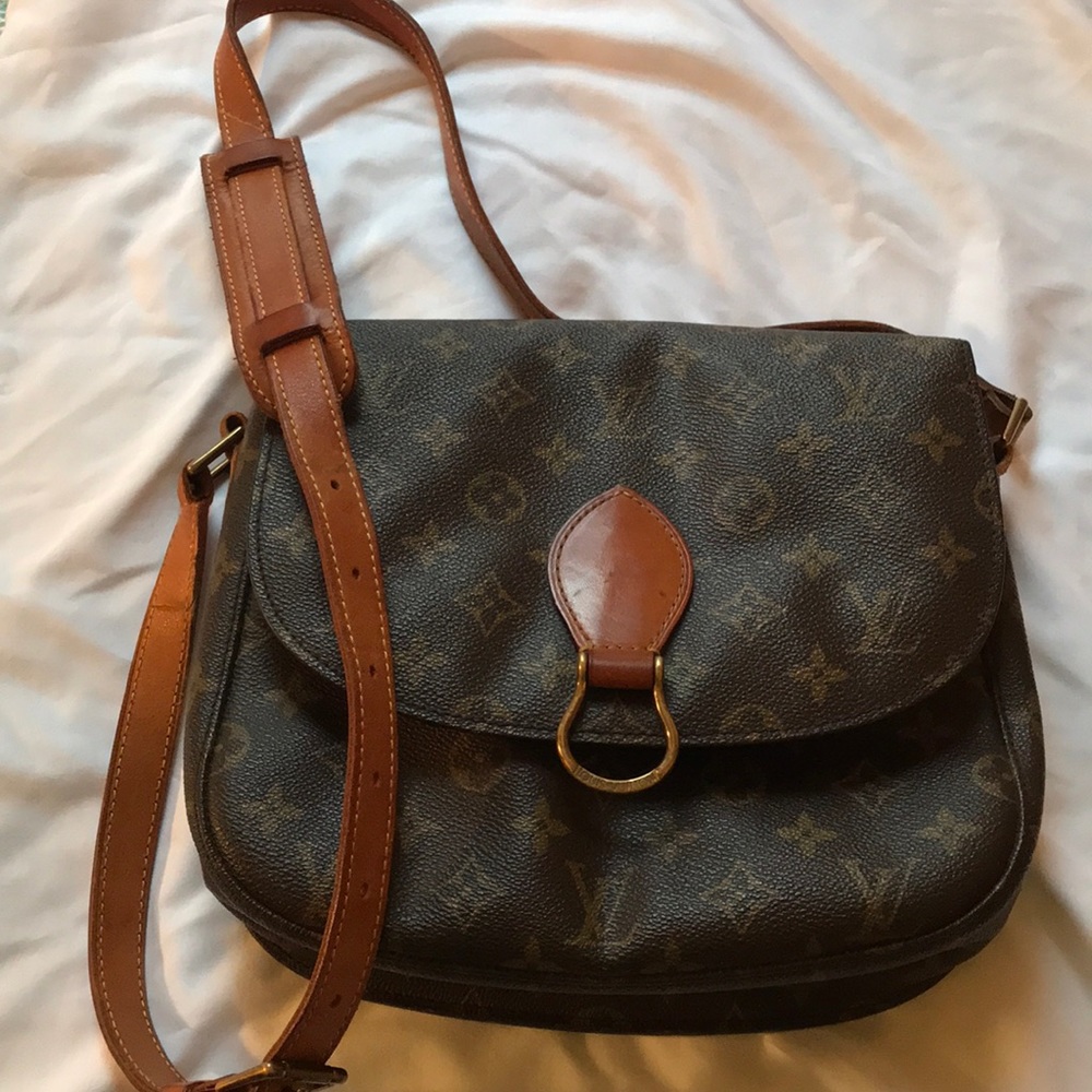 Louis Vuitton Vintage Saint Cloud.